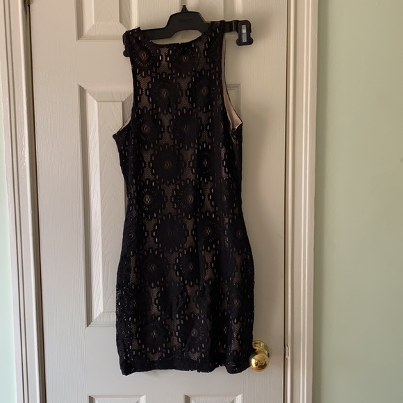 2/$20 Fitted black flowery dress - Picture 5 of 5